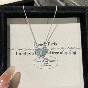 Collar con Colgante de Hebilla de Paz, Corona Pequeña, Blanco Hielo, Estilo Chino Nuevo, Plata Pura S925, Cristal de Alta Claridad, para Usar con Suéter - Product Image 5