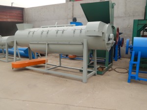 Laveuse à friction pour bouteilles PET, machine de lavage et de recyclage de plastique résistant à l'usure, capacité 2000 kg/h - Product Image 3