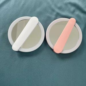 Портативное компактное светодиодное зеркало для ресниц с индивидуальным логотипом, маленькое складное дорожное косметологическое зеркало с подсветкой - Product Image 3