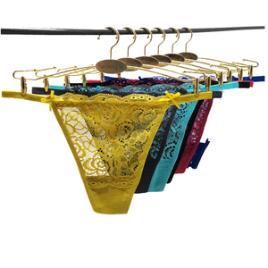 กางเกงในผู้หญิงเอวต่ำลายดอกไม้ แห้งเร็ว ระบายอากาศดี ทรงทีแบ็ค แต่งโบว์ตาข่ายและลูกไม้ สไตล์ใส่ได้ทุกวัน - Product Image 1