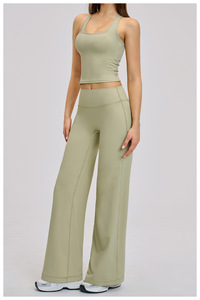 Ensemble de yoga 4 pièces de haute qualité pour femme : soutien-gorge uni élégant, pantalon taille haute à jambes larges, vêtements de sport respirants pour le Pilates et l'entraînement - Product Image 6