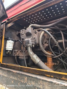 Foreuse hydraulique Sany SR250 d'occasion – Foreuses rotatives SR250, SR220, SR155R, SR150, SR280, SR285, SR435R – Machines de forage et de pieutage d'occasion - Product Image 4