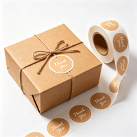 Étiquettes autocollantes personnalisables en papier kraft pour cadeaux de Noël, rouleau d'étiquettes adhésives pour sapin de Noël, pour emballages et décorations de fêtes
