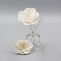 Bâton de diffuseur de roseau artificiel avec fleur en bois de Sola pour la chambre