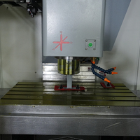 Centro de Mecanizado Vertical CNC Jiucheng VMC855, Husillo BT40, Guía Lineal de 3 Ejes, Fresadora de 10000 rpm, Control GSK, 24 Herramientas