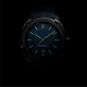 Montre mécanique pour homme OEM en acier inoxydable, étanche 10 bars, bracelet en cuir, boîtier de 22 mm de large, affichage à aiguilles - Product Image 3