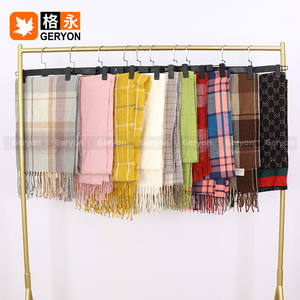 Geryon Vintage Wholesale Thrift Mixed Color Scarves Pre-owned Womens Mufflers Secondhand Scarves for Used Clothes Bulk - Product Image 2