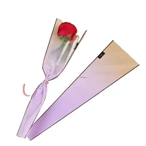 Moda gradiente triangolo borsa garofano rosa Opp Bouquet trasparente carta da imballaggio fiori Cellophane