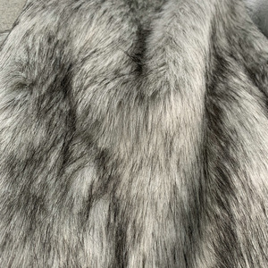 Alta calidad 1500g blanco teñido <span class=keywords><strong>gris</strong></span> Faux Fox Fur <span class=keywords><strong>tela</strong></span> larga de felpa para ropa con respaldo de punto para collares - Product Image 4