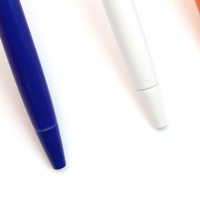 Schattige Kawaii Aardbei Tomaat Meloen Metalen Balpen Glansrijke Penlichaam Balpennen Aangepaste Logo Meisjes Schoolschrijfwaren