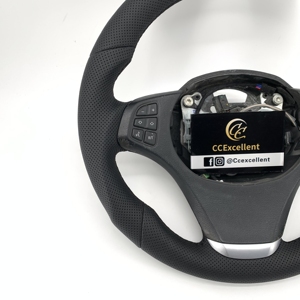 <span class=keywords><strong>Volant</strong></span> en fibre de carbone personnalisé pour <span class=keywords><strong>BMW</strong></span> <span class=keywords><strong>X5</strong></span> <span class=keywords><strong>E53</strong></span> 2004-2006 avec cuir lisse intégral - Product Image 4
