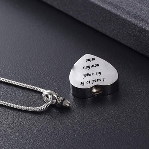 <span class=keywords><strong>Gioielli</strong></span> di cremazione a forma di cuore collana in acciaio inossidabile souvenir ciondolo intaglio che ero <span class=keywords><strong>il</strong></span> suo angelo, ora è <span class=keywords><strong>mio</strong></span> - Product Image 3