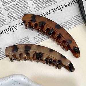 Venta al por mayor de fábrica, pinzas para el cabello de plátano de estilo coreano de 15cm, horquilla de plástico con hebilla de cola de caballo de temperamento Simple - Product Image 6