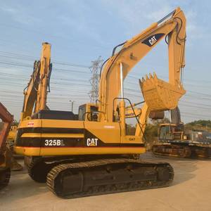 Excavatrice Cat 325BL d'occasion, 25 tonnes, 90% neuve, d'origine japonaise, avec certifications EPA et CE, pour travaux agricoles et terrassement, à prix abordable. - Product Image 4