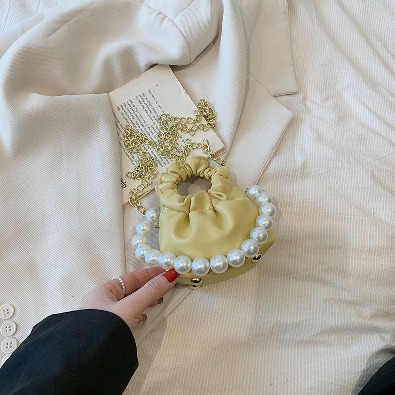 เหลืองอ่อน