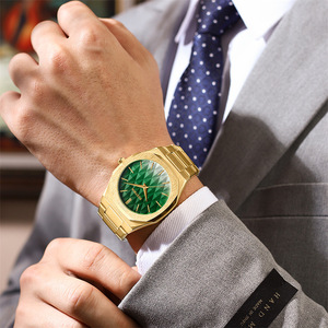 Orologio da Uomo a Otto Lati con Quadrante Tapisserie, Bracciale Integrato in Acciaio Spazzolato, Minimalista e di Lusso - Product Image 4