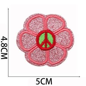 Y2K粉色定制铁刺绣补丁服装动物批发刺绣补丁帽缝纫面料配件 - Product Image 3