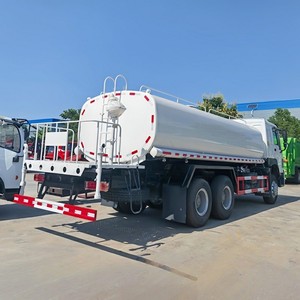 Camión Cisterna de Agua HOWO 6x4 de China, Camión de Riego con Control de Polvo, Camión Cisterna de Agua para la Venta - Product Image 4