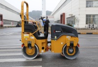 Compacteur à tambours tandem SANY de 4,5 tonnes avec moteur Kubota pour le compactage de l'asphalte