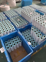 Étiquettes blanches imperméables personnalisées, tailles sur mesure, abordables, étiquettes thermiques, étiquettes vierges, étiquettes codes-barres 80*50mm 50g, étiquettes d'entrepôt
