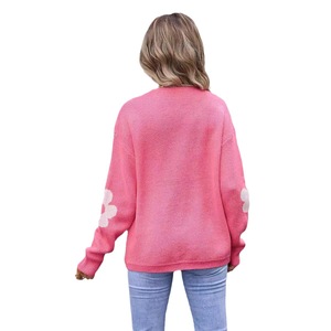 Cardigan en tricot à fleurs pour femmes, coupe ample, pull de printemps, grande taille, style fashionista de rue, Smlxl, blanc, rose rouge - Product Image 5
