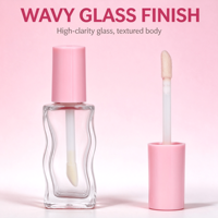 Tube à lèvres vide rechargeable de haute qualité en gros, mini tube en verre rose fraise, tube à gloss personnalisé avec étiquette privée, tube à lèvres twist-up