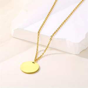 Collana con Ciondolo Rotondo in Acciaio Inossidabile Placcato Oro 18K, Trendy Unisex, Regalo per <span class=keywords><strong>Amanti</strong></span> <span class=keywords><strong>e</strong></span> <span class=keywords><strong>Amici</strong></span>, Natale <span class=keywords><strong>e</strong></span> Compleanno - Product Image 5