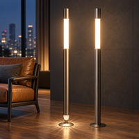 Lampu Lantai LED dengan Ketinggian yang Dapat Disesuaikan Secara Otomatis, Dilengkapi Remote Kontrol Suara Bahasa Inggris dan Peredupan Tanpa Tingkatan untuk Hotel dan Ruang Tamu