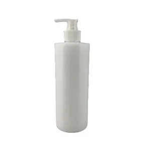 500ml High Quality Custom PE Cosmetic Container Plastic Shampoo Round Flat Shoulder Bottle With 28/410 24/410 Lotion Pump