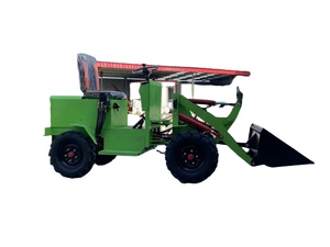 Mini Cargadora de Ruedas Verde con Cucharón Frontal y Sistema Hidráulico para Uso en Jardines - Product Image 3