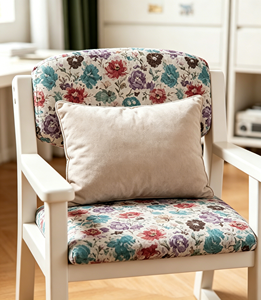 Fauteuil scandinave moderne en bois avec revêtement floral pour la maison, le bureau ou le salon - Product Image 3