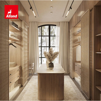 Meubles de chambre sur mesure Alland : Armoires, placards et îlots de rangement avec portes, en ossature bois et inserts en rotin