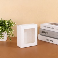 Boîte cadeau carrée avec couvercle fenêtré transparent, présentoir pour bonbons et pâtisseries, boîte pliable en papier kraft découpée