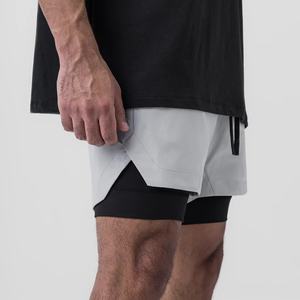 Shorts de sport décontractés pour hommes avec logo OEM, taille élastique, poches changeantes de couleur, 100 % polyester, style vintage, pour l'été et le streetwear - Product Image 2