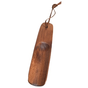 Cuchara para Zapatos de Madera de Nogal Macizo con Mango Largo y Acabado Color Nogal para un Uso Fácil y Cómodo - Product Image 4