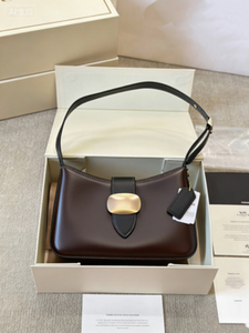 Fabrikanten passen Irina Kaptelova dameshandtassen aan voor winkelen, mode en bijpassende tassen - Product Image 6