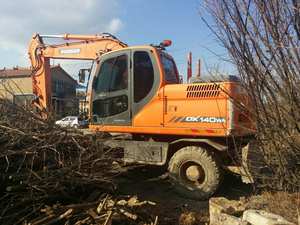 Excavadora de Ruedas Usada Doosan Dx140w de Alta Calidad/Excavadoras de Ruedas Usadas Dh150 Dh130w Baratas en Venta - Product Image 5