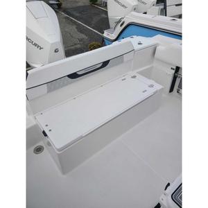 Moteur hors-bord Mercury Blackfin 222CC 2024, compartiment de rangement pour bateau, portée 8'6, NEUF, essence - Product Image 2