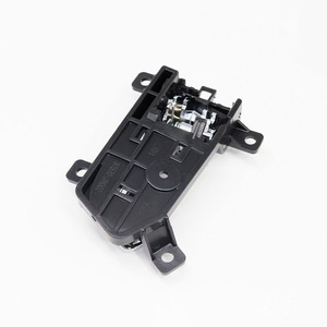 Manija de puerta interior derecha Kia 826203W000 para Sport 2011-2016, pieza de repuesto metálica - Product Image 2