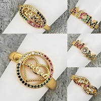 Schlanker Minimalistischer CZ-Cluster-Ring mit Herzform 18K Vergoldeter Schmuck für Berufstätige Frauen Tägliches Tragen