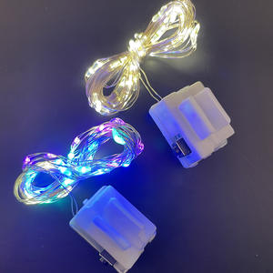 Cadena de Luces LED Decorativa con Hebilla de Bola Ondulante de PVC, 2-3 Metros, Tercera Velocidad de Destello, Regulable, con Batería - Product Image 3