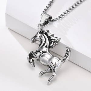 Moda Animal <span class=keywords><strong>caballo</strong></span> colgante collar de joyería de acero inoxidable personalizado hombres Hip Hop <span class=keywords><strong>caballo</strong></span> suéter cadena collar - Product Image 4