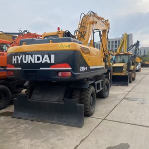 Professioneller Gebrauchter Bagger |   Mittelgroßer Drehbagger |   Jetzt im Angebot - Product Image 3