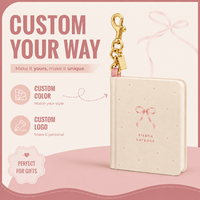 LABON Maßgefertigtes A7 Notizbuch Charm Creme Polka Dot Druck Aquarell Schleifendesign Leder Schlaufenkette Gold Karabinerhaken OEM ODM