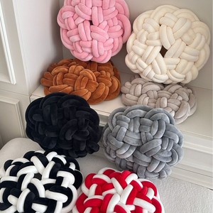 Décor à la maison bureau canapé décoration doux velours noeud boule <span class=keywords><strong>oreiller</strong></span> haute qualité fait à la main oreillers décoratifs - Product Image 4