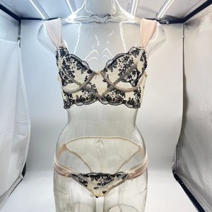 Sexy lingerie for women with small breasts, push-up bra with underwire, French style, pure and alluring, thin lace backless bra - Product Image 2