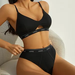 Wholesale Customize Logo Underwear Sets Black Sporty Bra And Brief Set Bra Sin Costura Wireless Bra And Thongs Sets