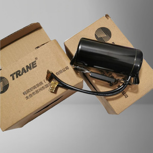 Condensateur de climatiseur Trane CPT01767, pièce de système central, alimentation électrique, auto-nettoyant - Product Image 1