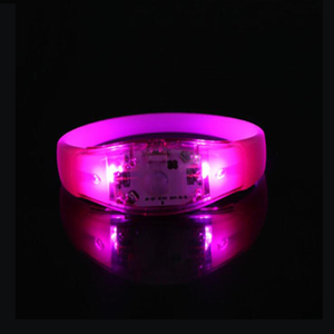 Bracelet <span class=keywords><strong>en</strong></span> caoutchouc LED lumineux et coloré activé par le son, clignotant dans le noir - Cadeau de <span class=keywords><strong>fête</strong></span> pour les célébrations de Pâques - Product Image 2