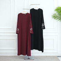 2025 Abaya de luxe Dubai vêtements islamiques modestes pour femmes avec motifs de nœud papillon robes et accessoires musulmans traditionnels